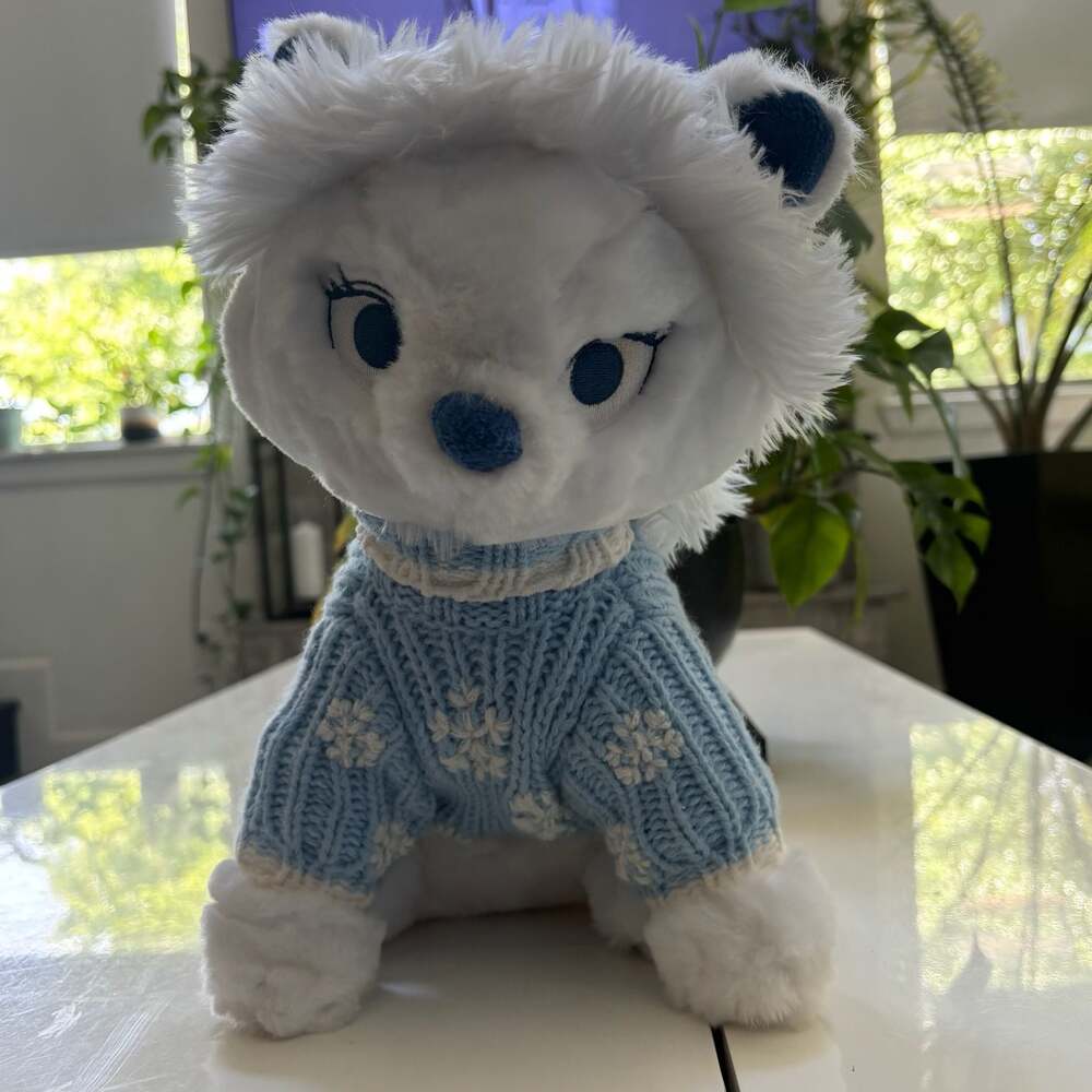 Disney Store Exclusive Marie from the Aristocrats Plush with Snowflake Sweater